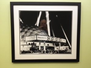 Photo of the Cinerama Dome on November 7, 1963
